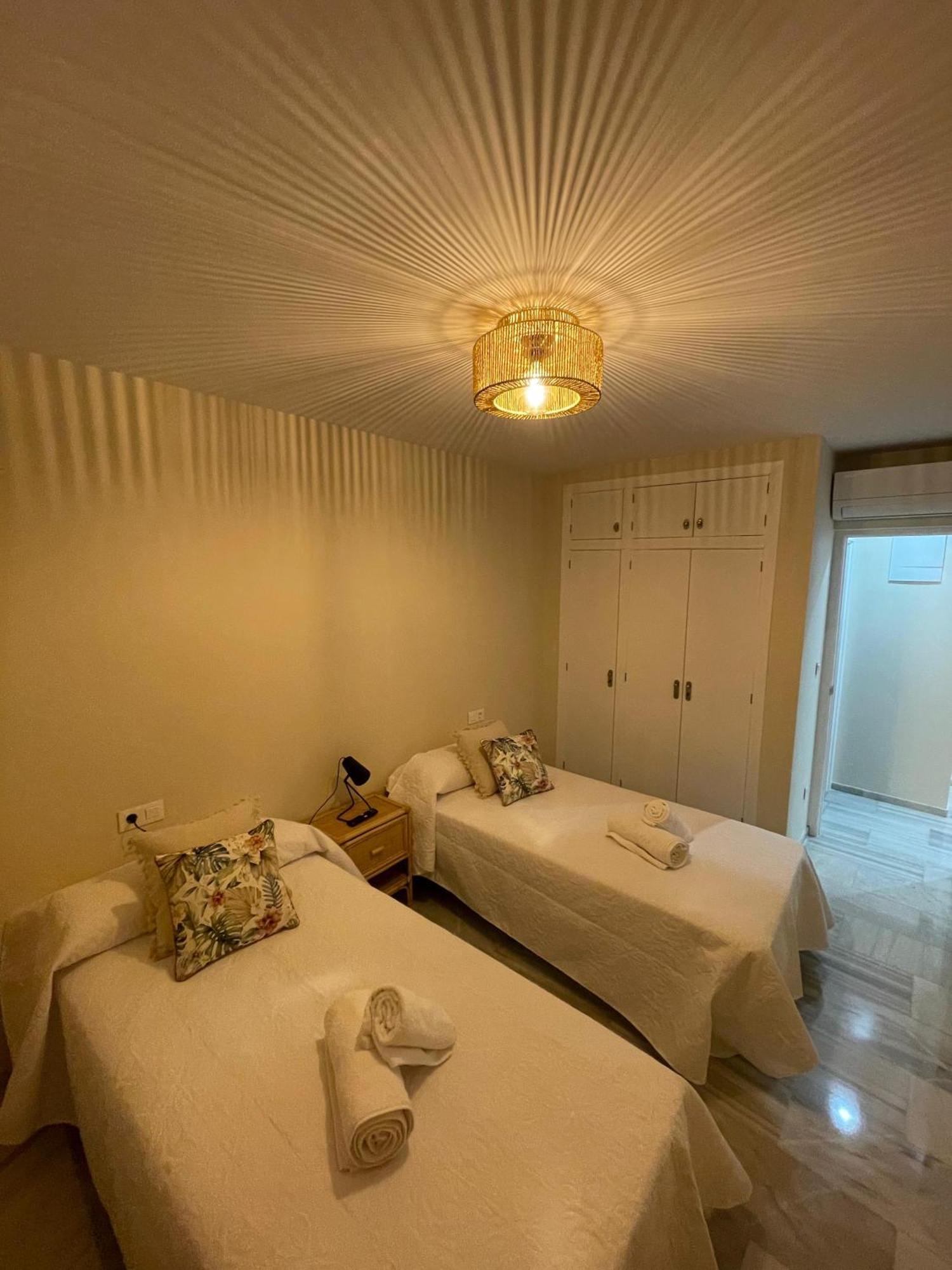 Apartamento Las Olas Playa De Levante Benidorm Eksteriør billede